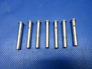 Diamond DA40-180 Bolt Flap / Aileron P/N DV2-5761-00-04 LOT OF 7 (0319-69)